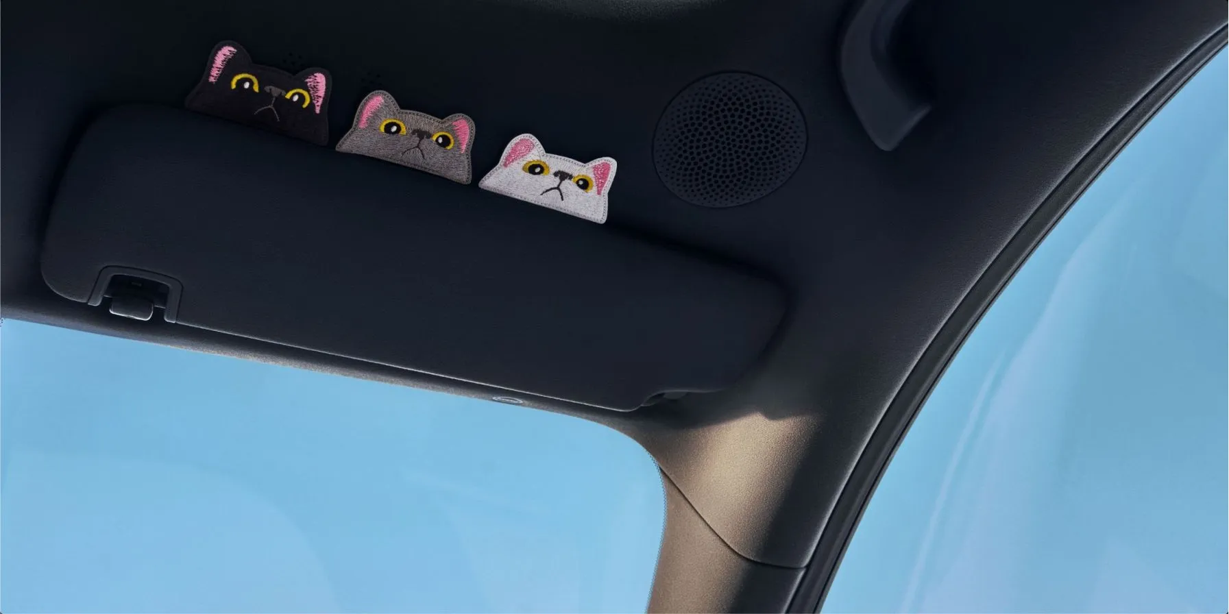 L03 Velvet Interior