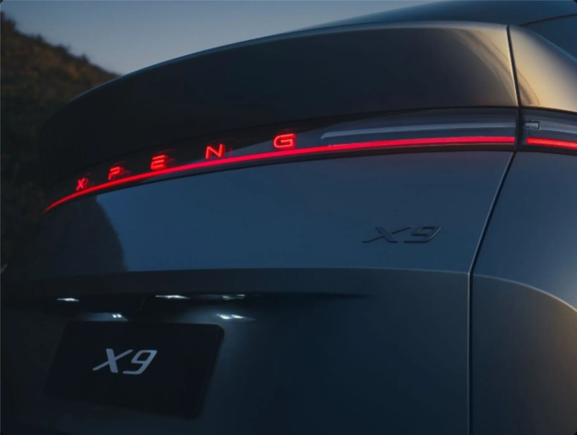 XPENG X9 34